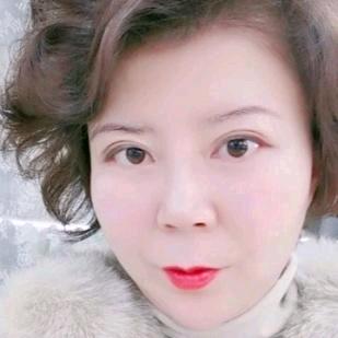 钟爱阿薇（创业主播早5点10分！开播)