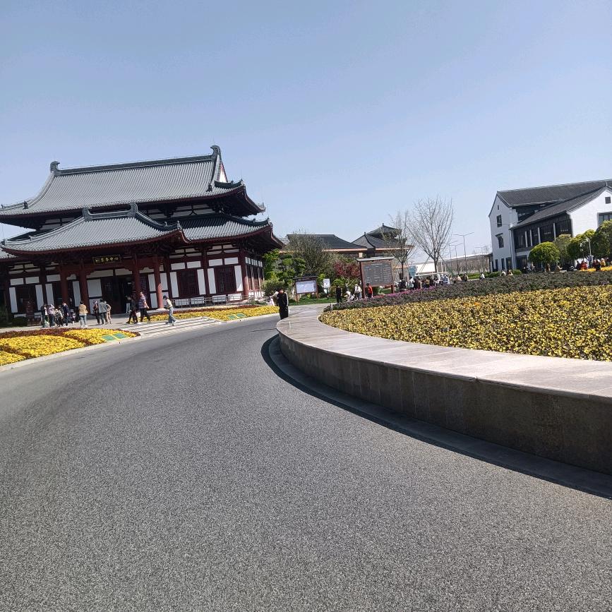 一人一车闯天下