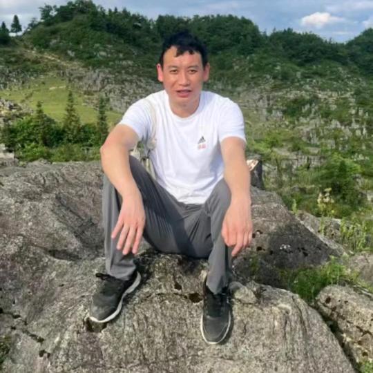 ，我是做盲人推拿养生的