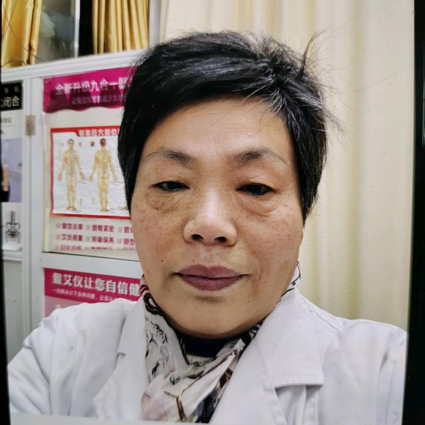 王静！