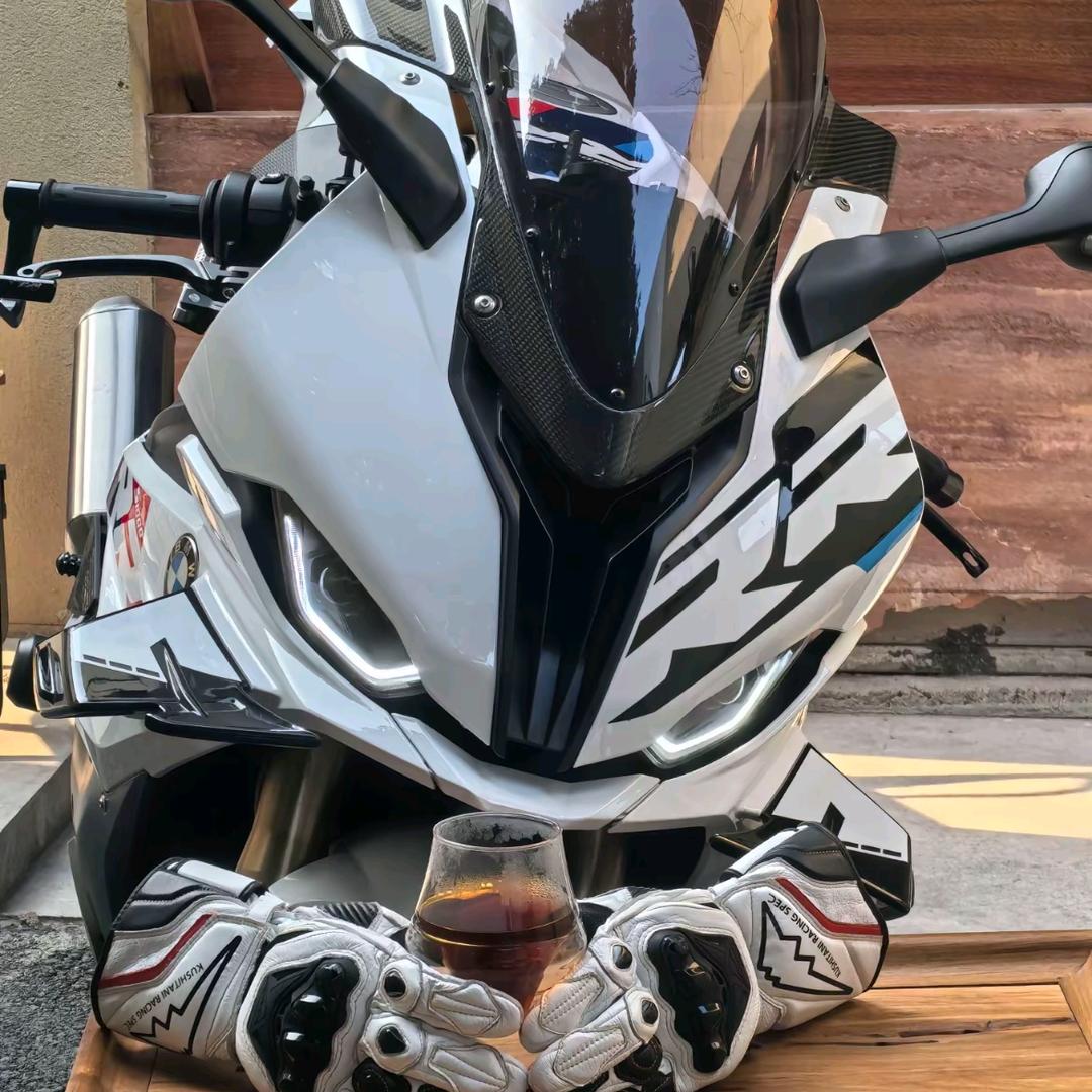 尘埃!