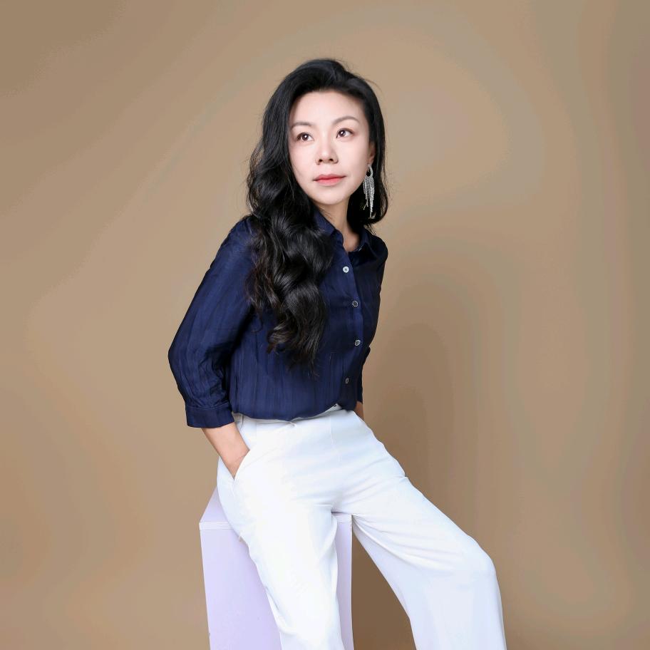 演员王英群