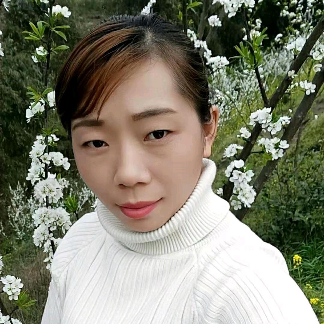 筠连云姐2（早10点10分开播号主页）