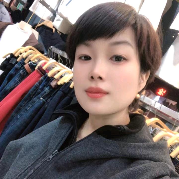 东台市文媚鞋服店