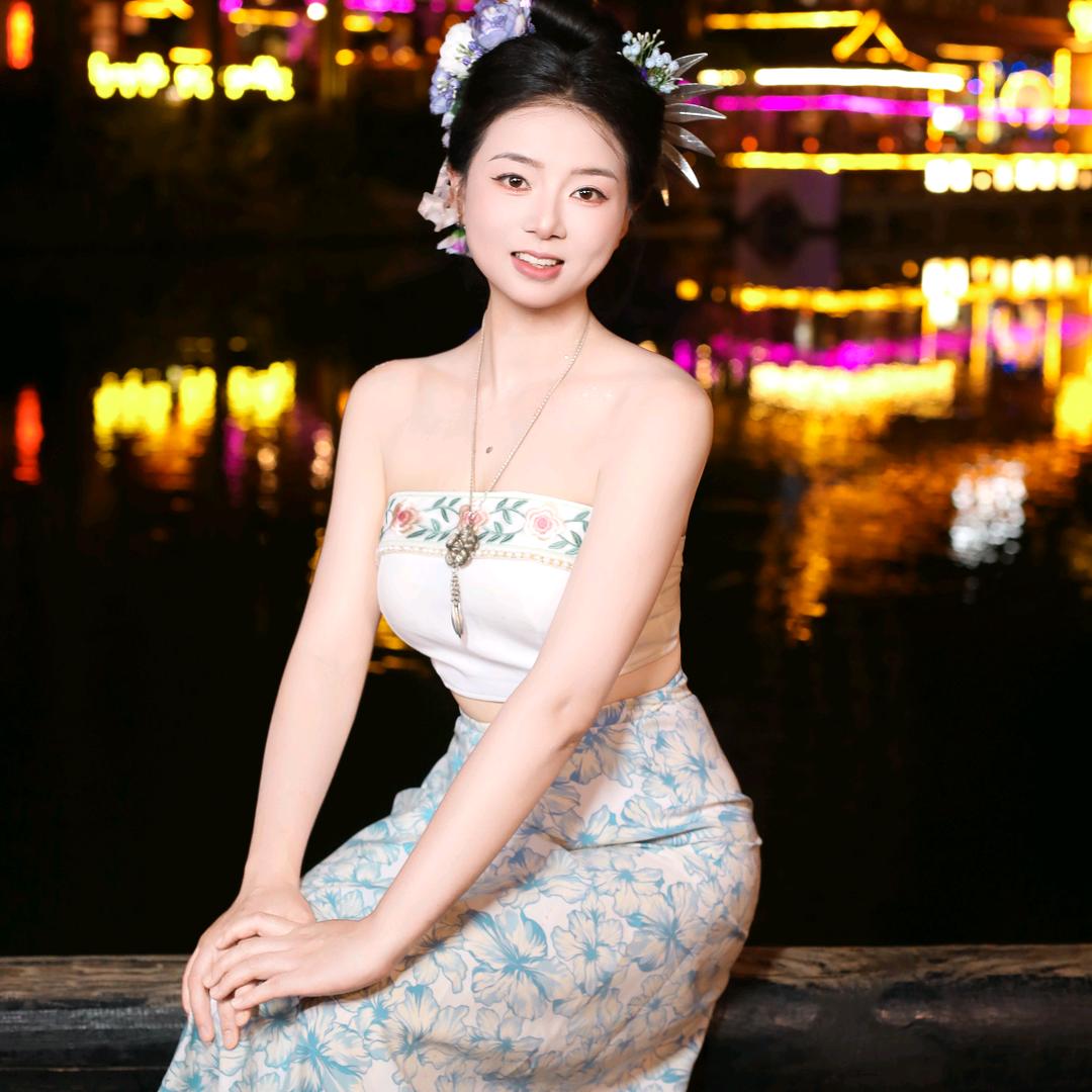 咔嚓咔嚓小食堂