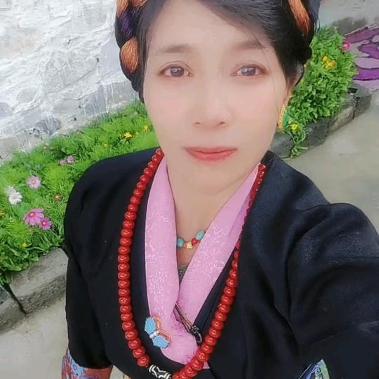 羊卓女孩
