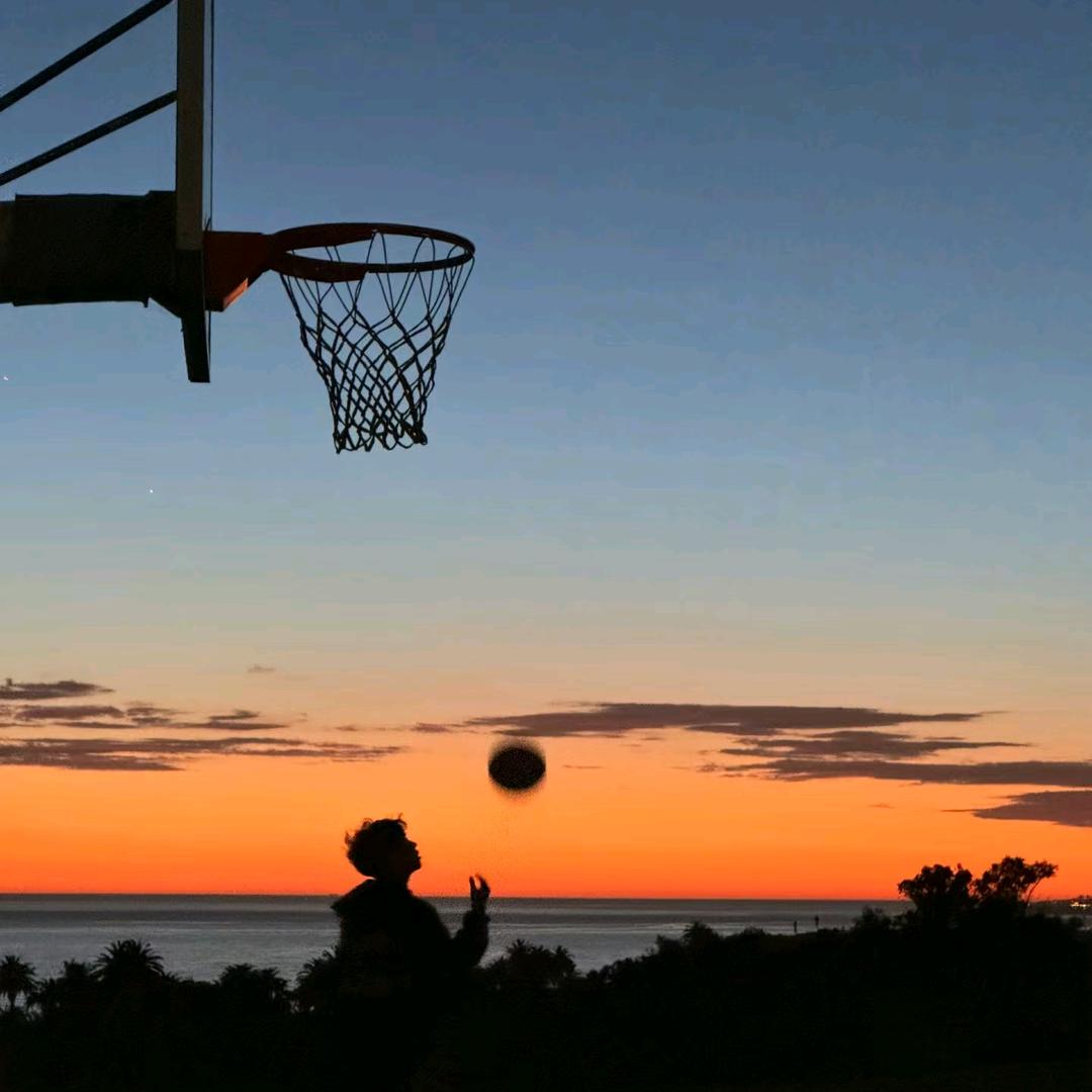 双鱼座的饮水机选手🏀