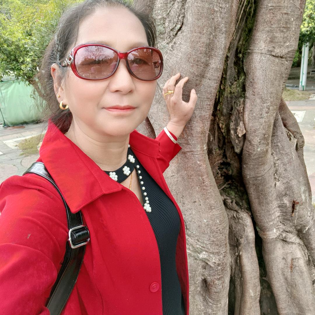 开心快乐做自己🌹👌🏻