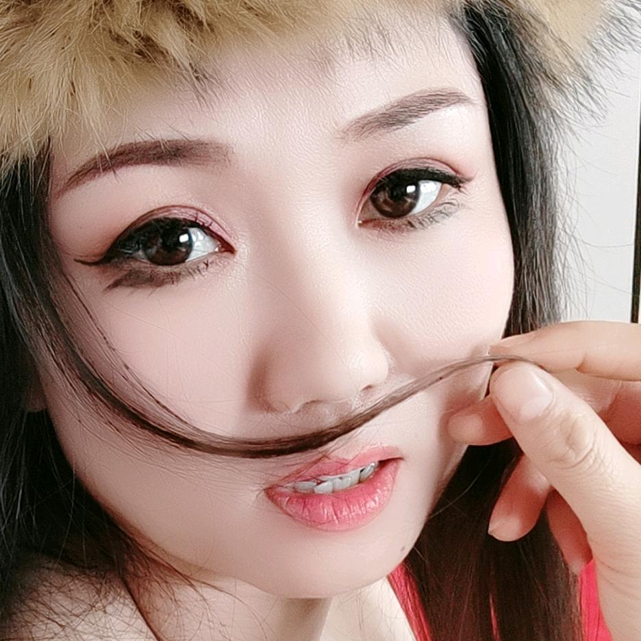 爱养猪的傻妞妞
