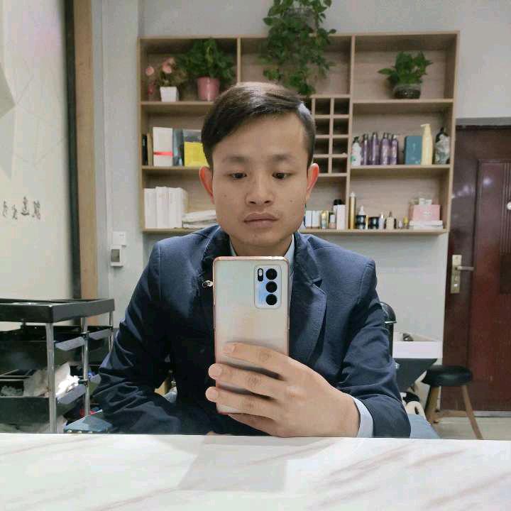 韋氏(三少) 🌺🌺🌸🌸💐💐