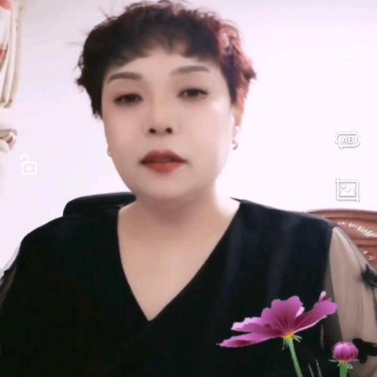 美姐20：10开播