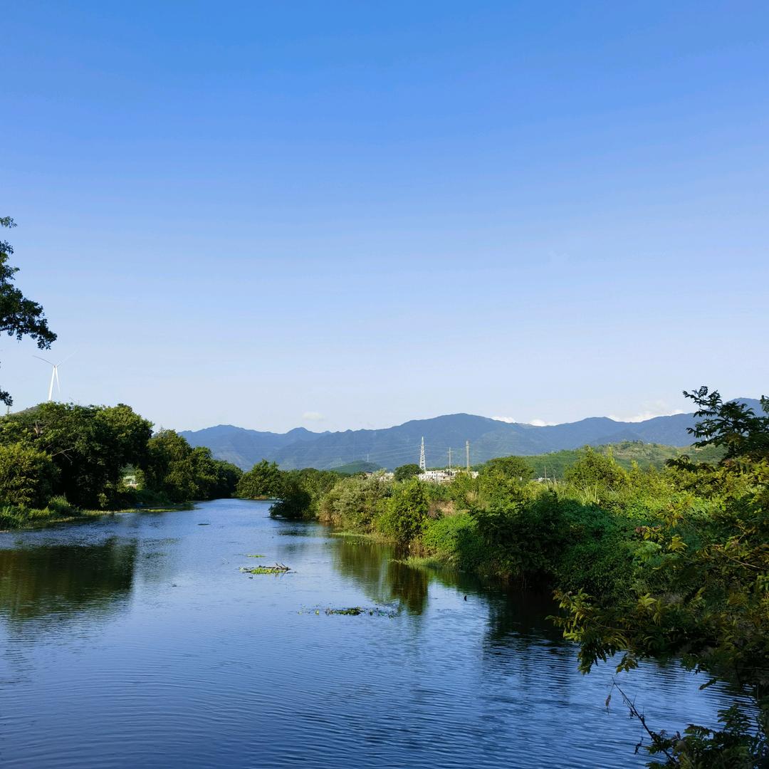 江华大世界鞋城仓储店