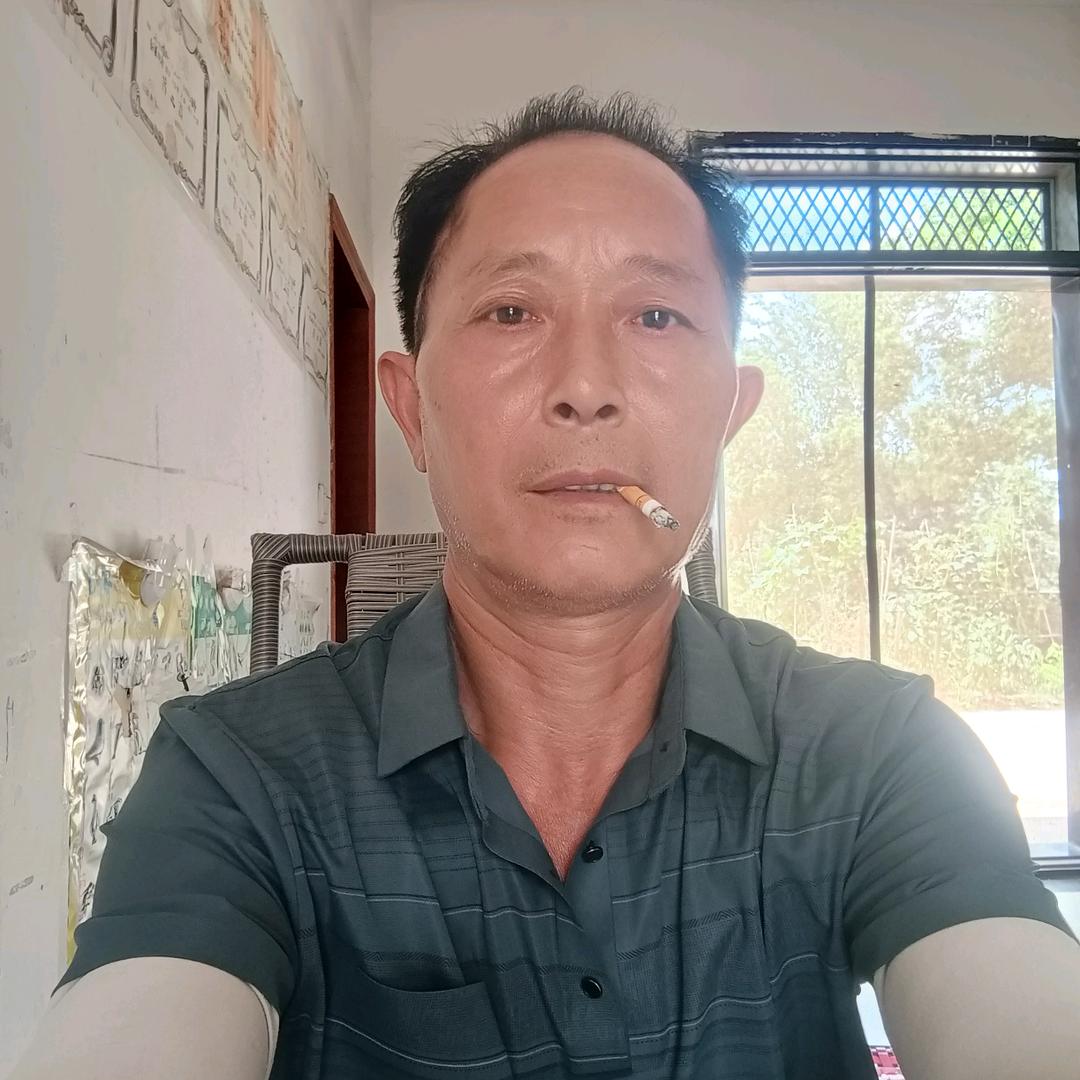 中华哥，每个星期天晚上.7点半。首播