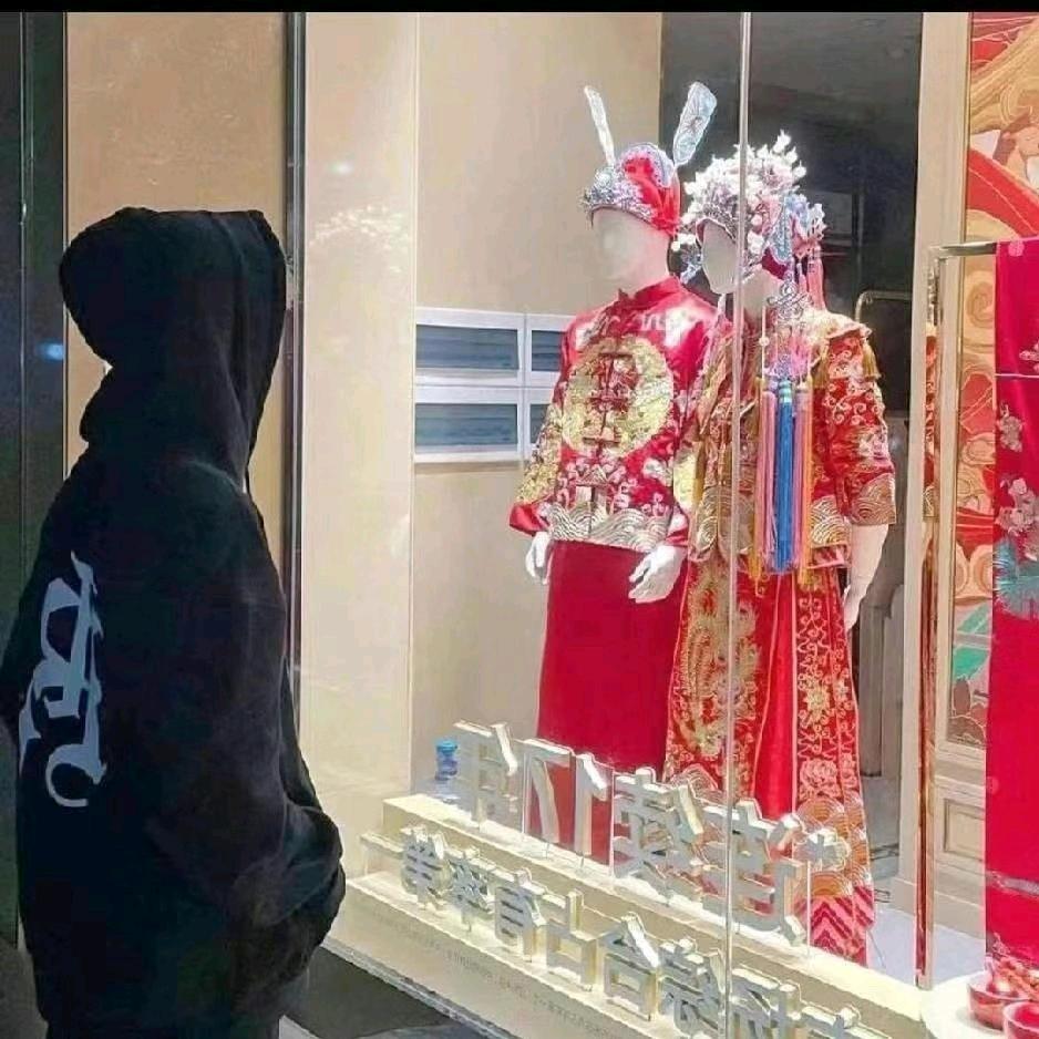 灰玻璃的小梦