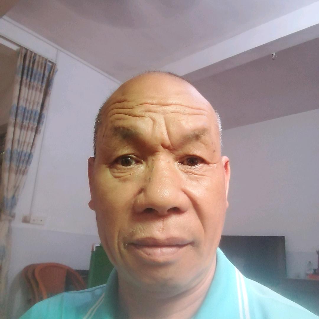 煜煜