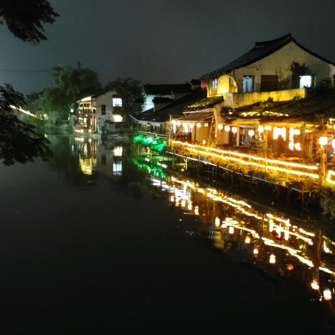 龙🐉行天下