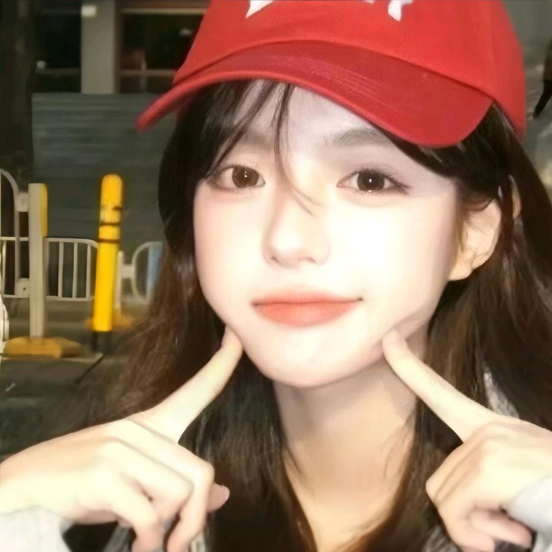 叫我老大.(ˇ◕🐽◕ˇ)
