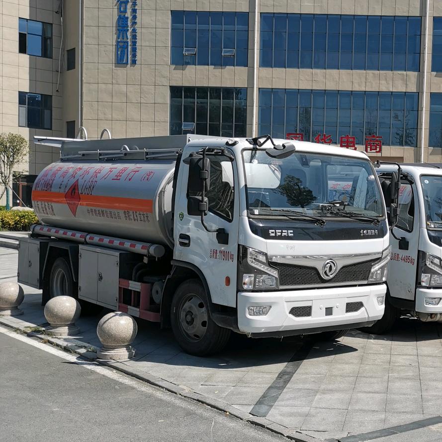 流动加油车厂家落地中心-1