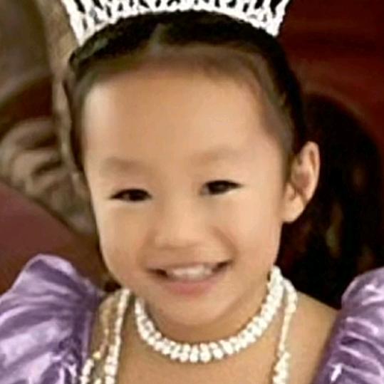 马依诺   小美女