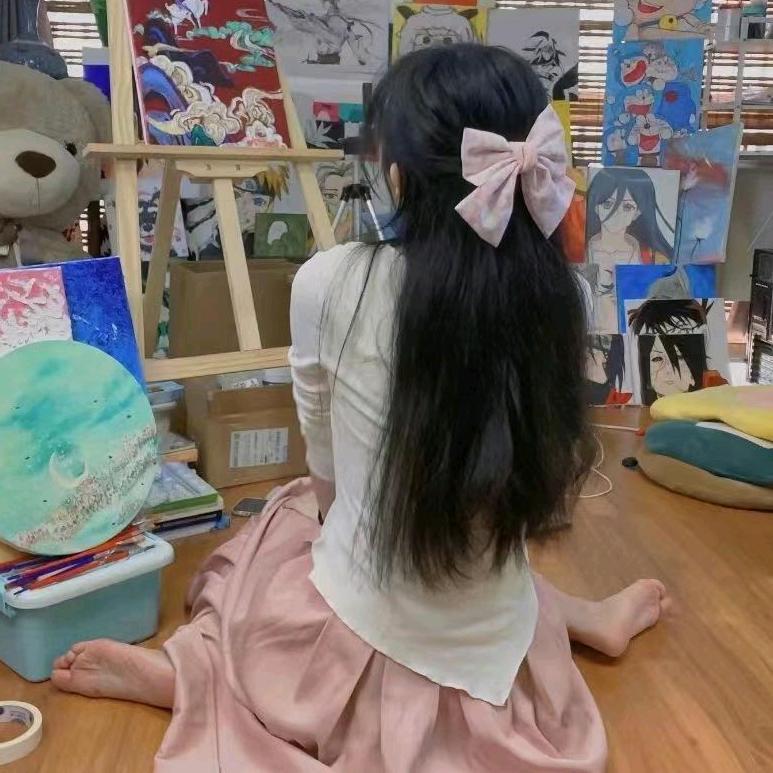绘画画的美术工作室