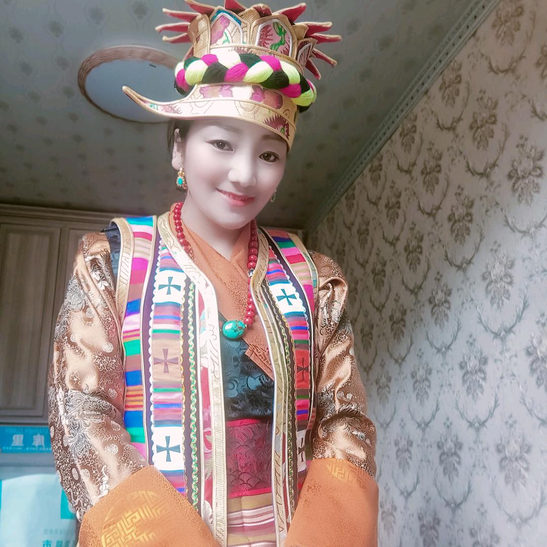 微笑可爱的您