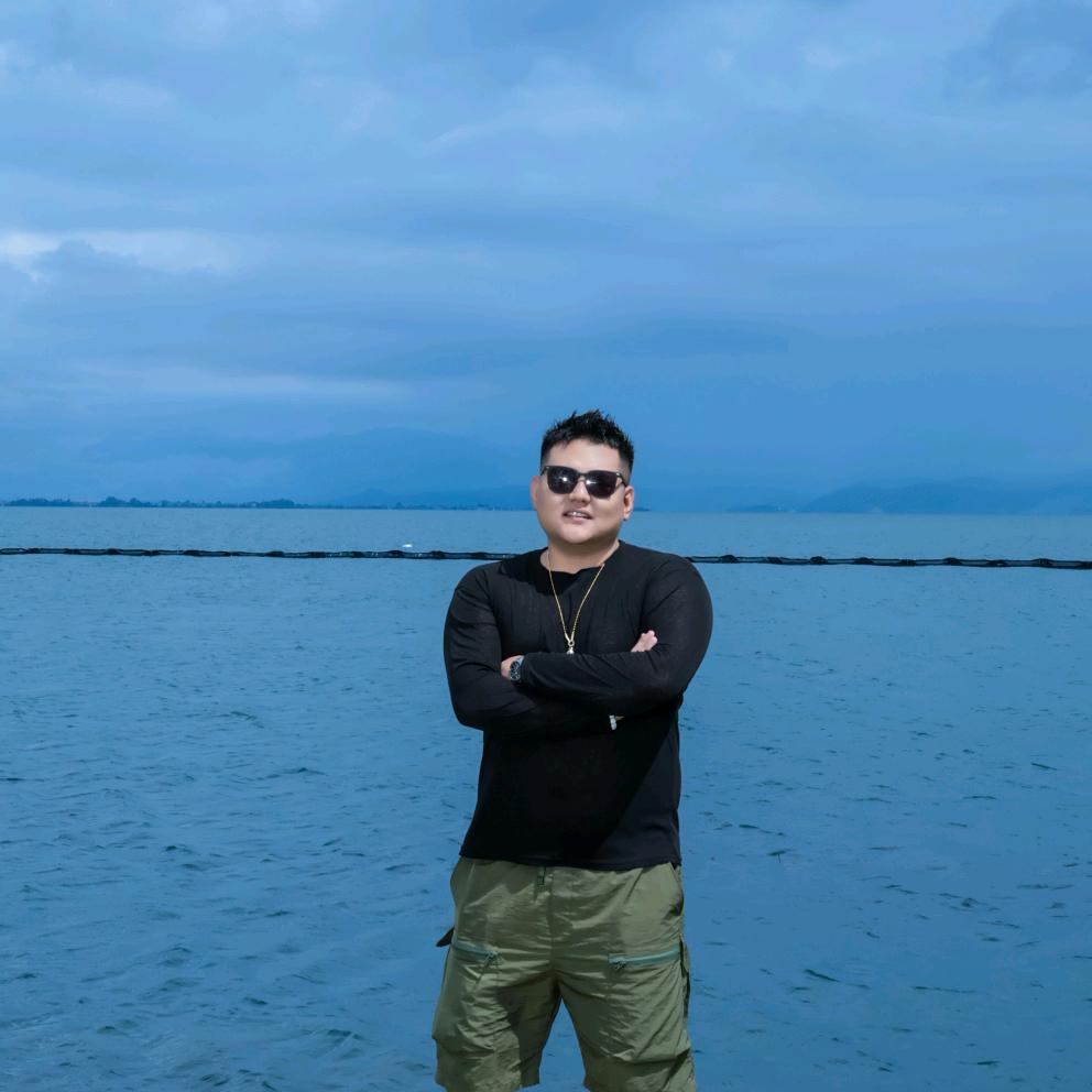 张家旭的小卖店