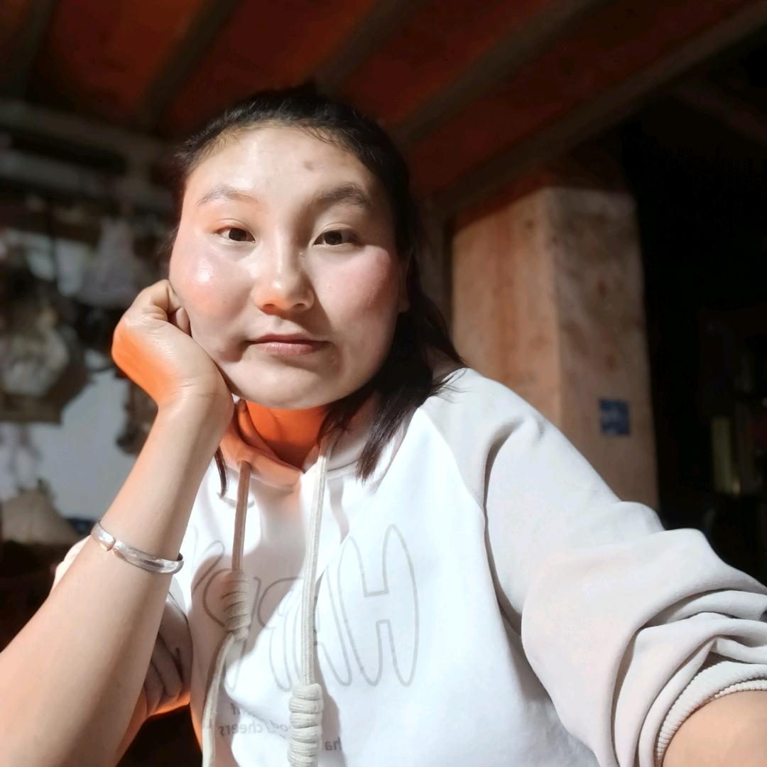 🌺淑华淡然失色的美🌺