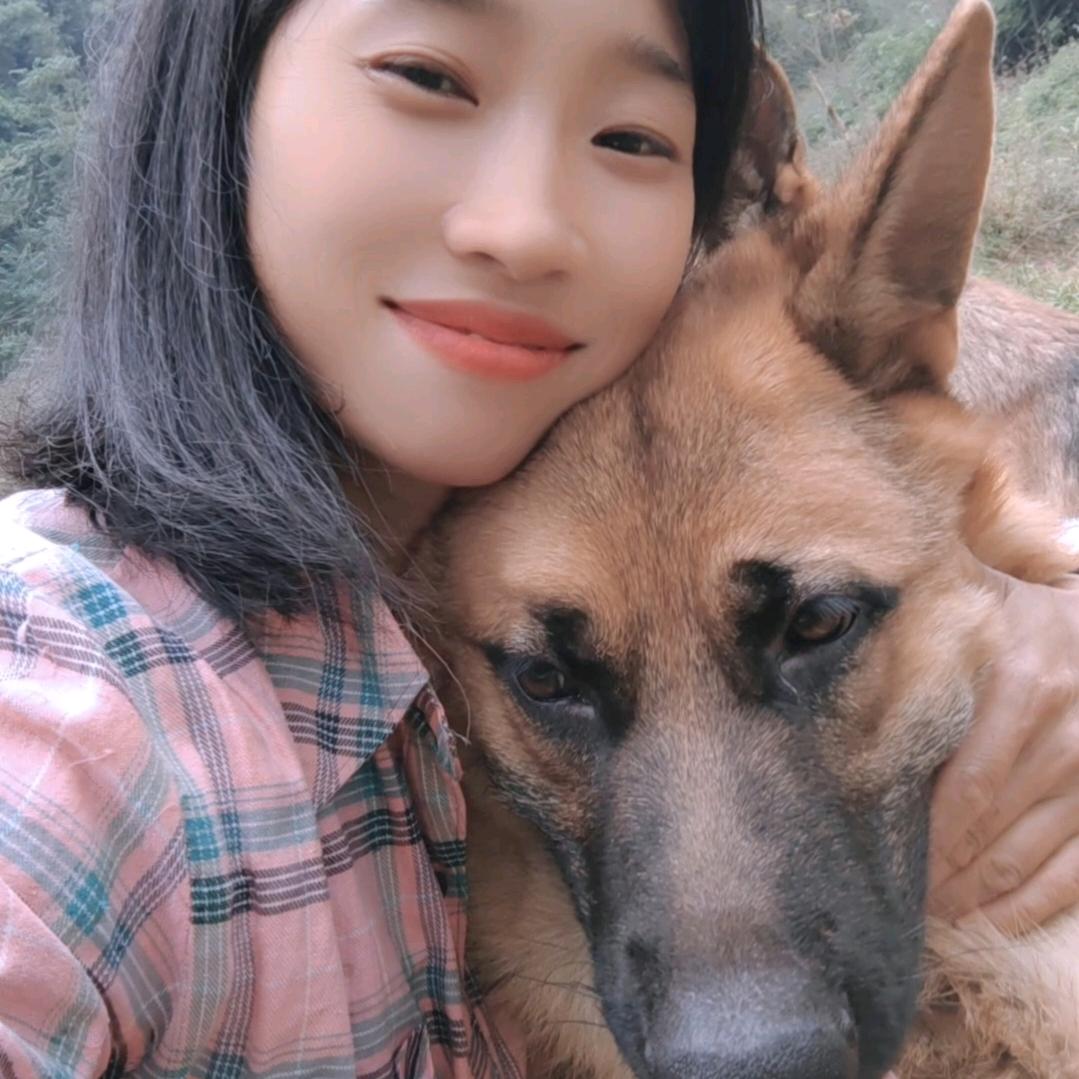 德牧     黑米    黑豆   汤圆