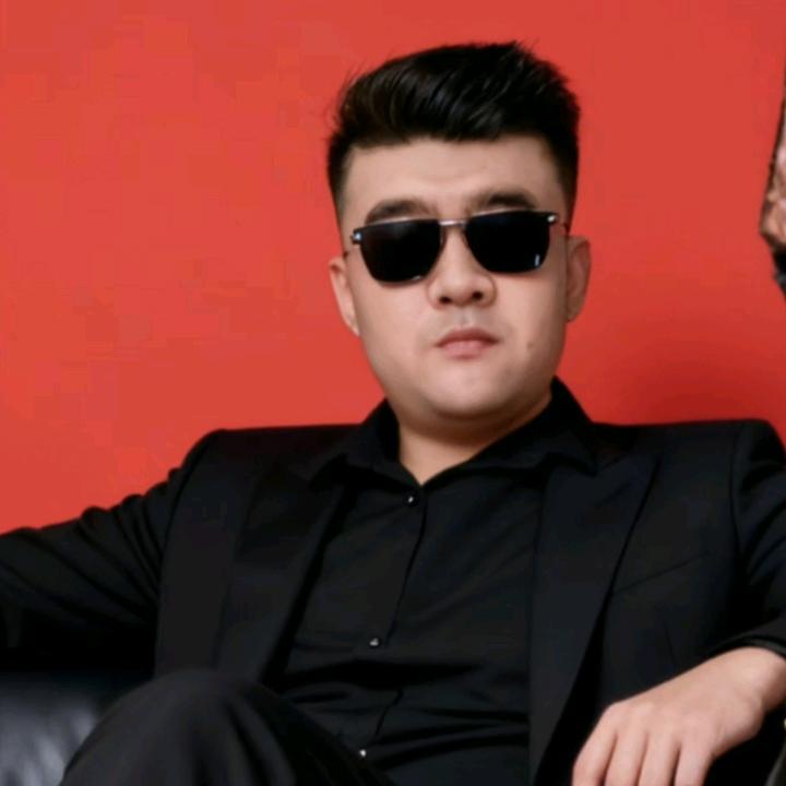 ༺༃ঌ꧁ღ༺纣༒王༻ღ꧂໒༃༻