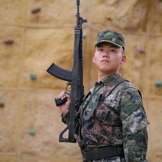 二姐夫:   日茂茶业:主营大红袍正山小