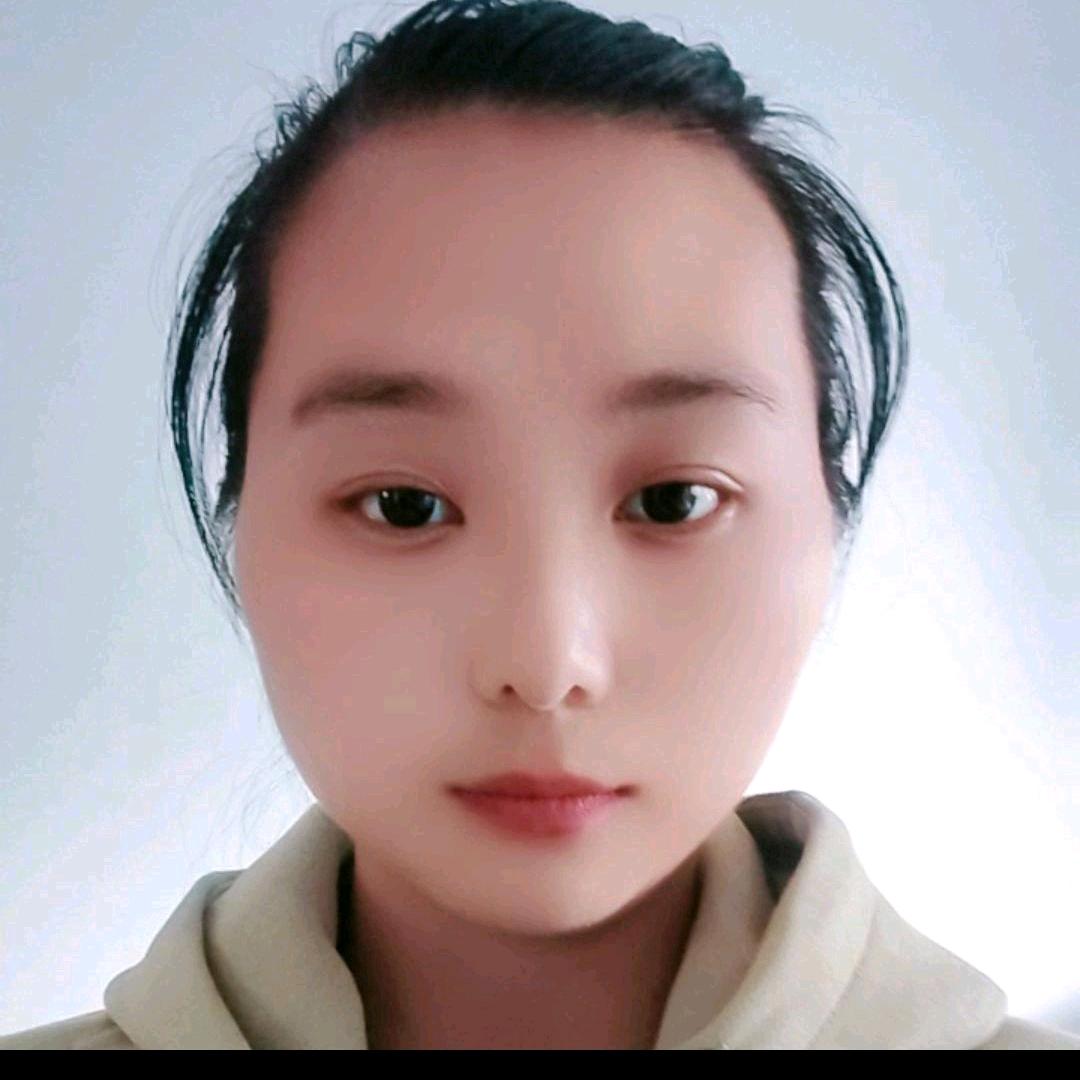 芊芊.𝑸