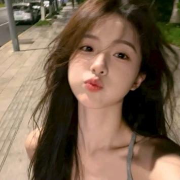 么子小可爱（Marina）