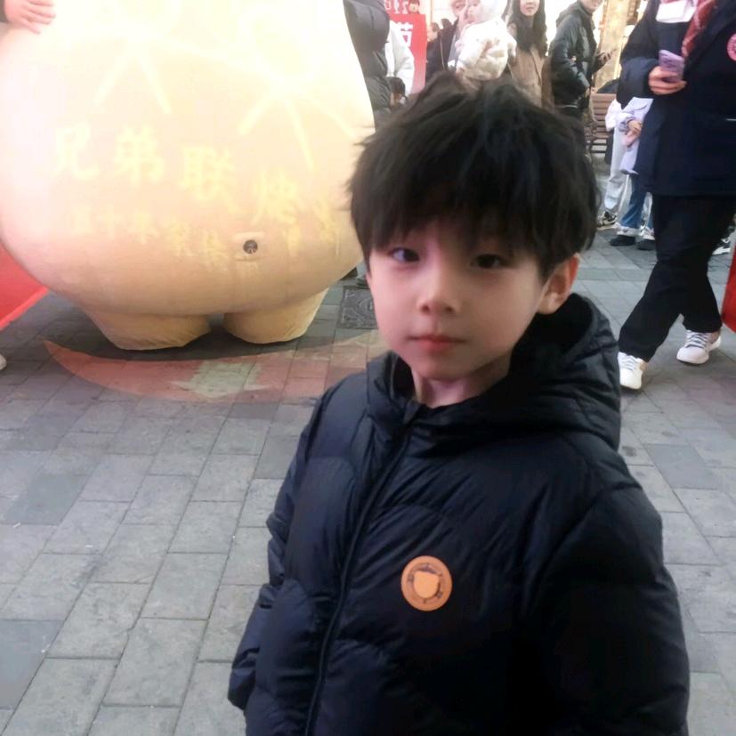 吃啥呢也给我尝尝