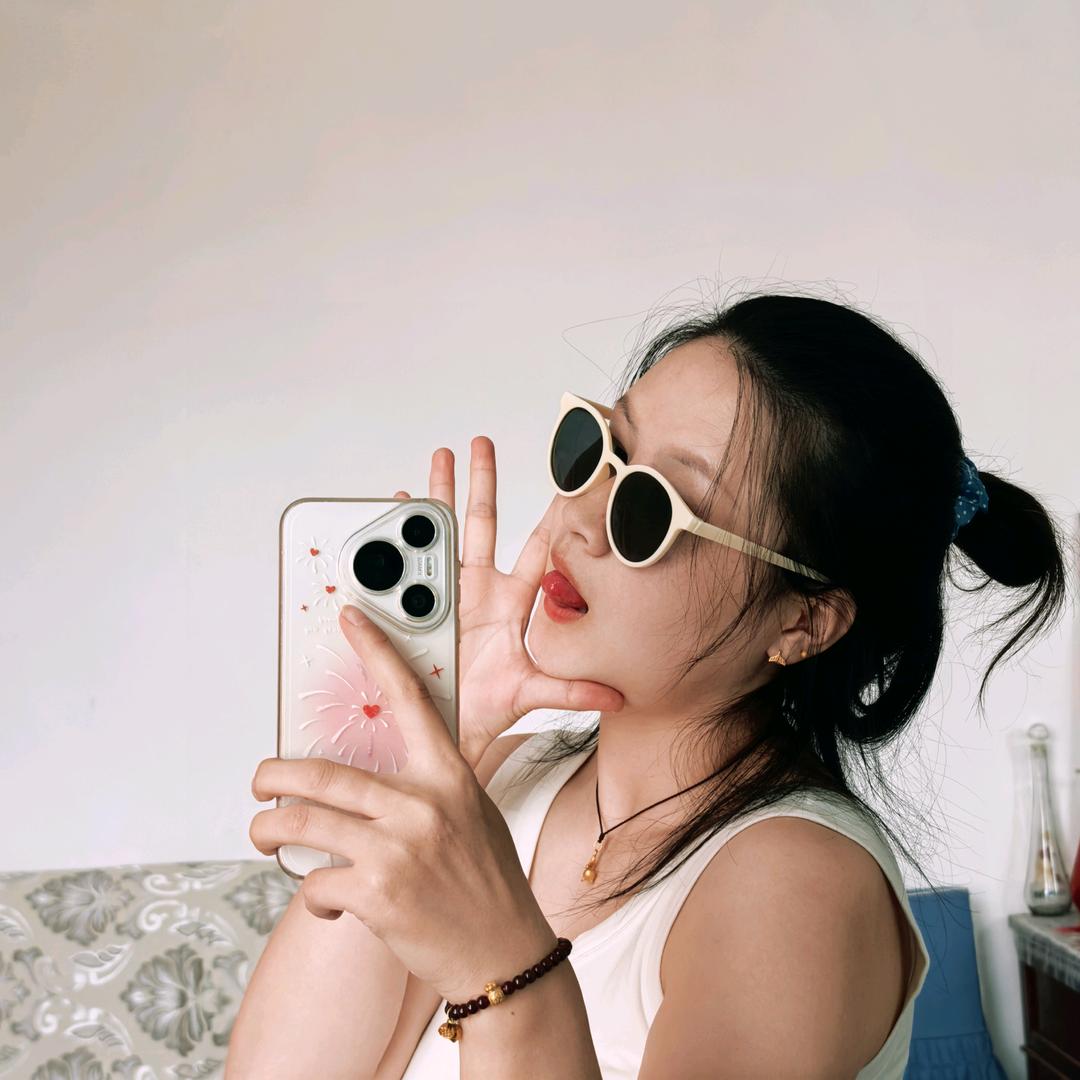 静 小 鱼🐱