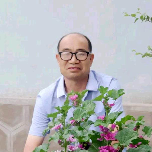 田哥🎤（晚上9：30开播）