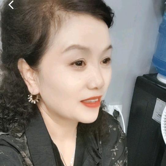 阳阳姐