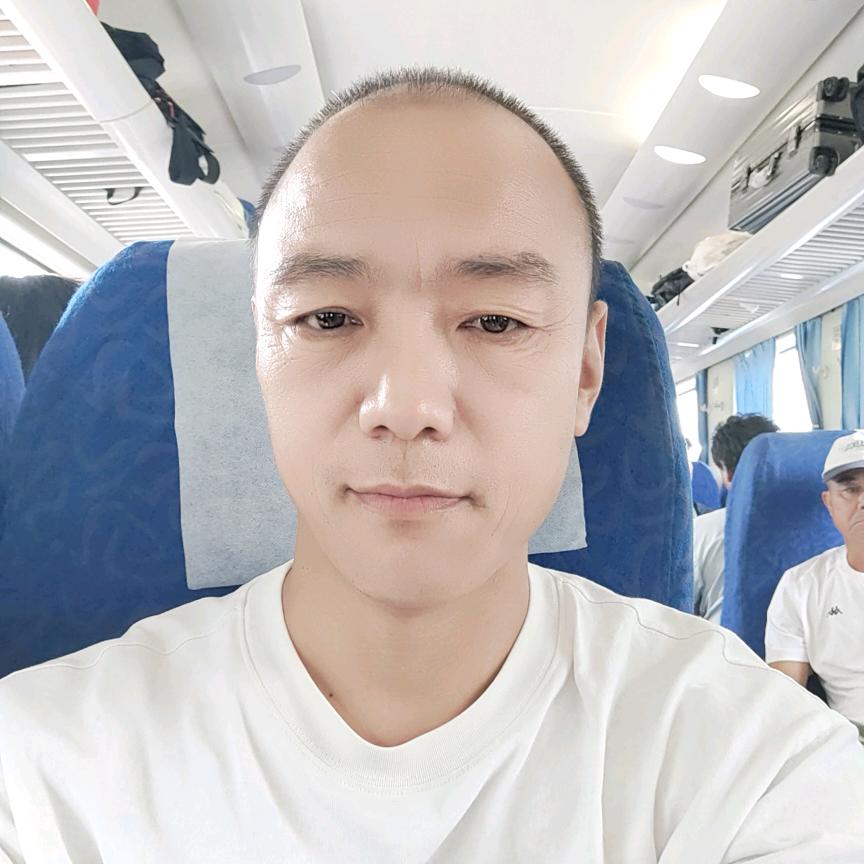 戴向波