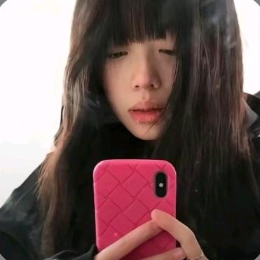 小熊困呼呼