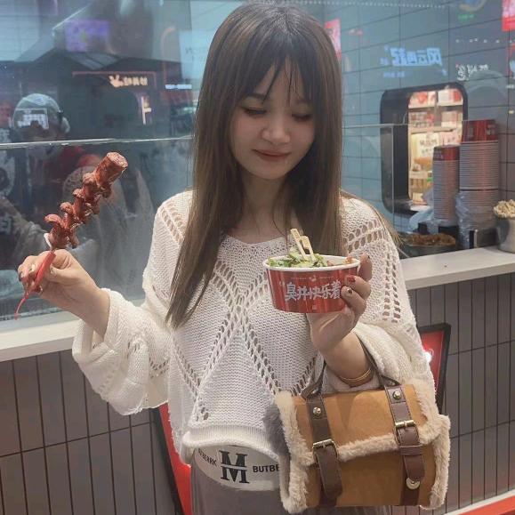 在宜章开麦丹士的二姐