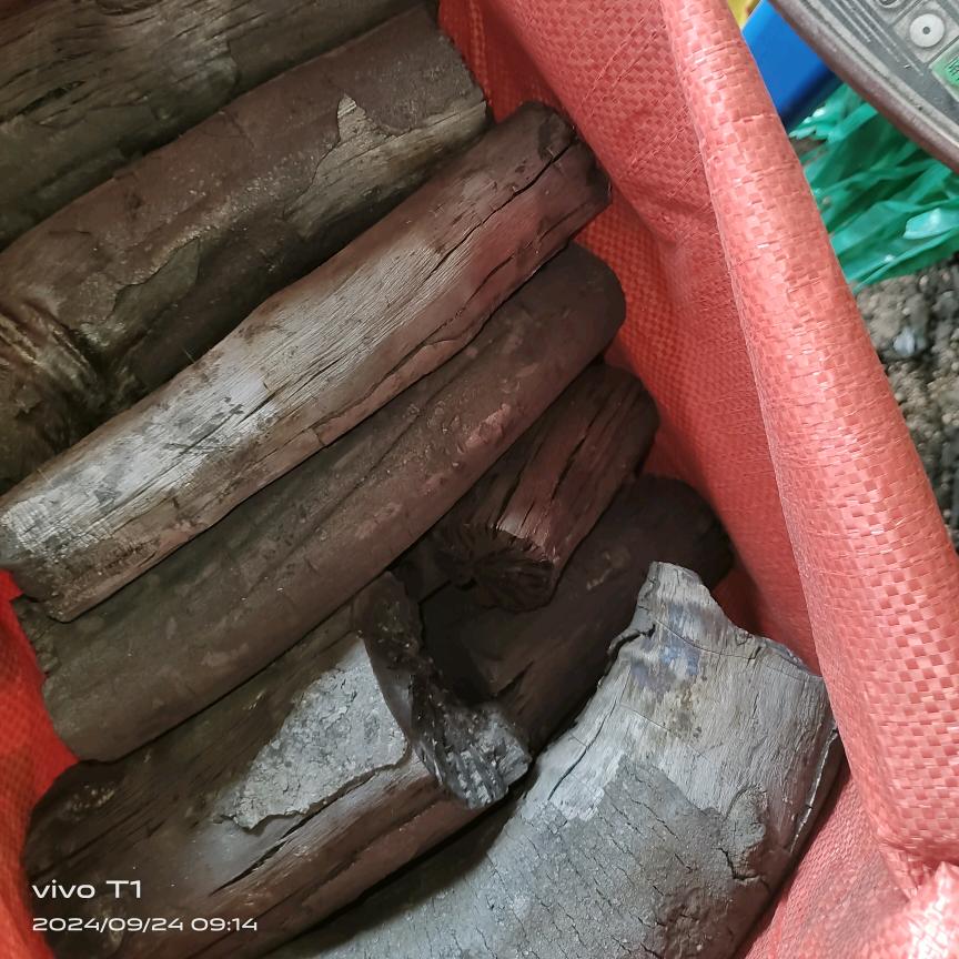 防哥!批发!零售荔枝木炭