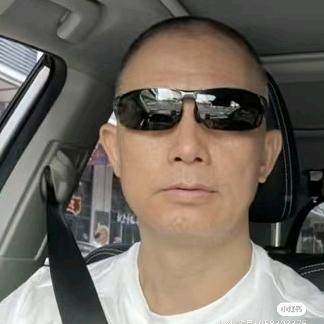 维嘉嘉