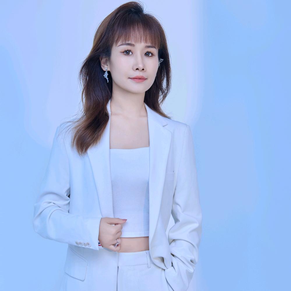 曼莎尔婚纱摄影   王荣