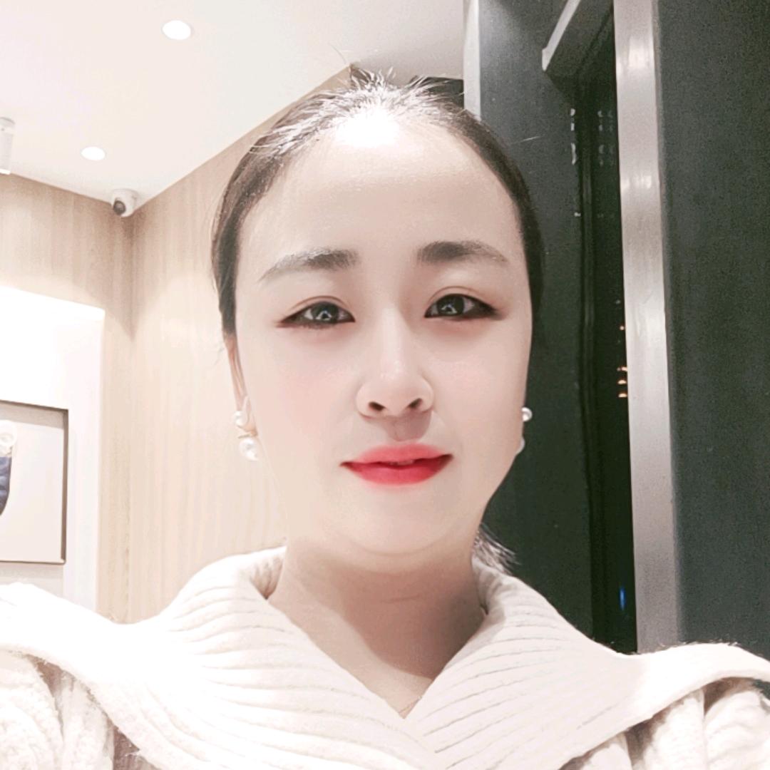 小莲（每晚9.45开播）