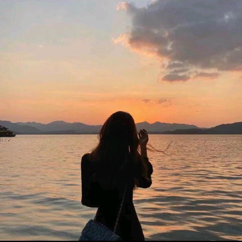 陌上🌺開