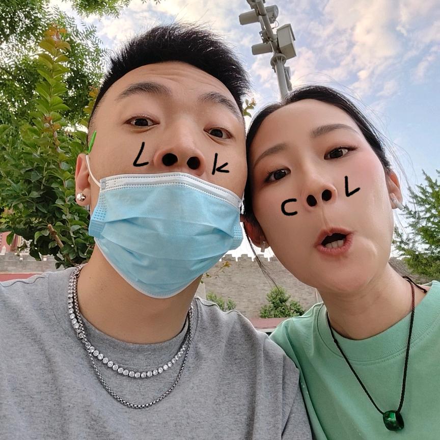 打钢夫妇