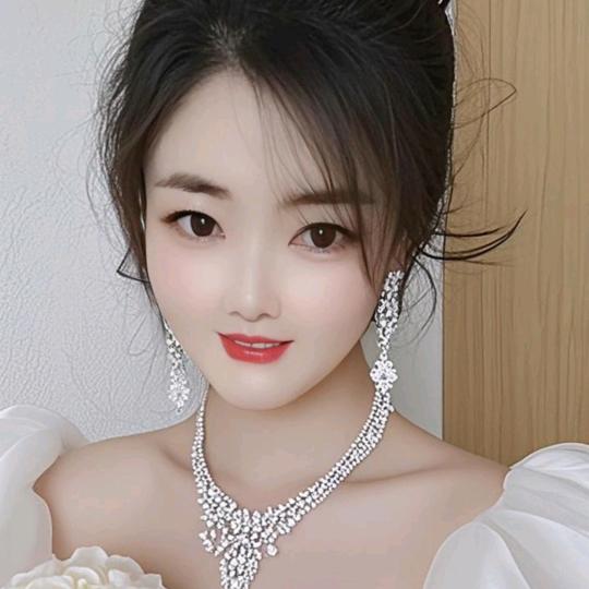 ｡✧* ꧁单只蝴蝶꧂✧*｡