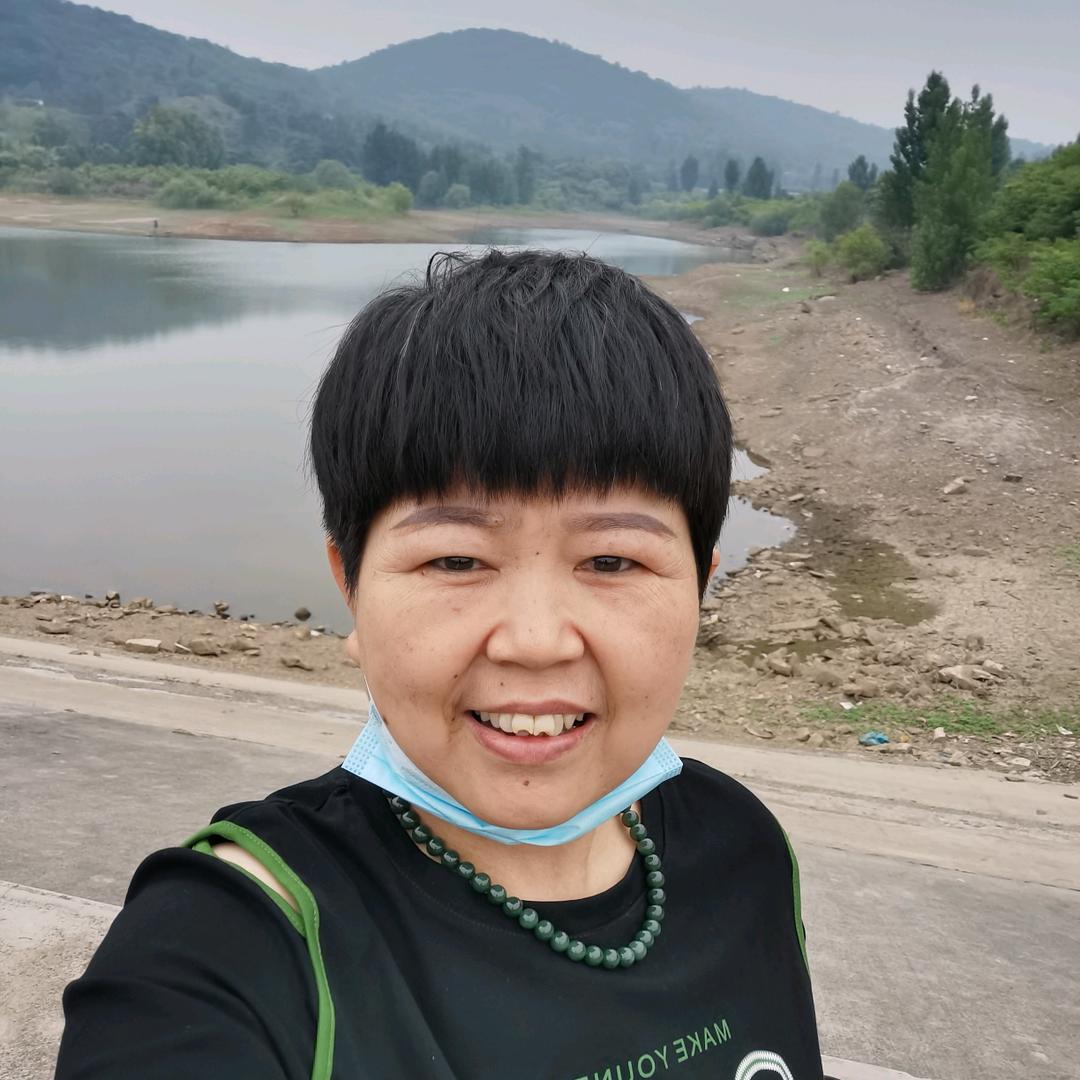 马姐（爱上鸡柳吧 中午11：10直播）