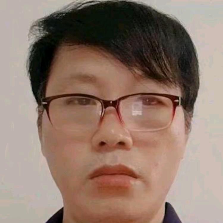 荣登（安哥）