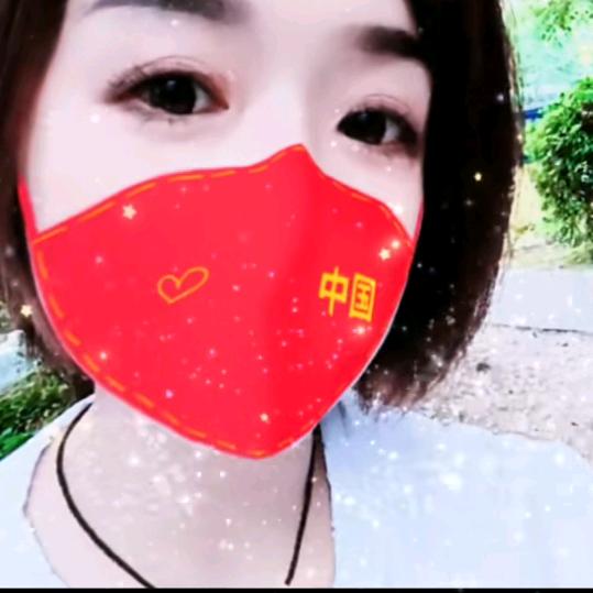 在玻璃渣里找糖吃