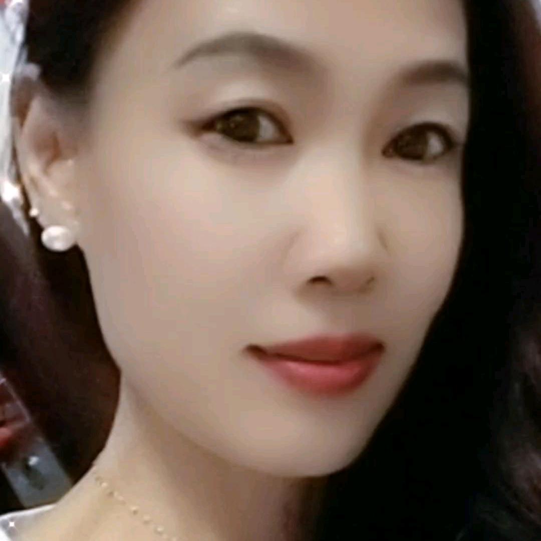 梅梅🐍人生很短往后余生不再将就拒私聊